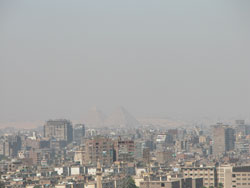 Вид с Цитадели на Каир и пирамиды Гизы